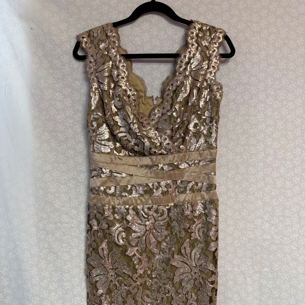 Tadashi Shoji Gold lace cocktail dress size 6